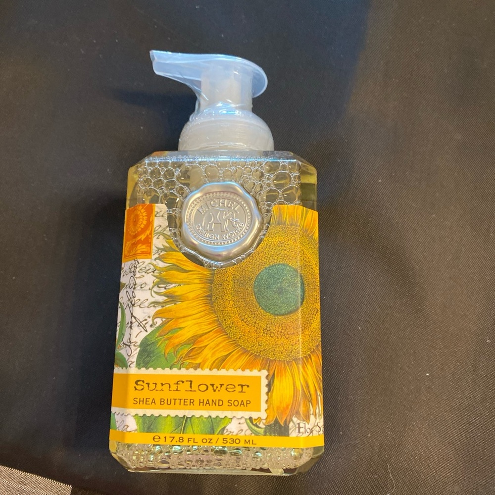 Michael design works sunflower hand soap